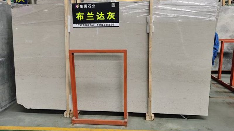 写字楼地面石材翻新：成本考量与施工要点